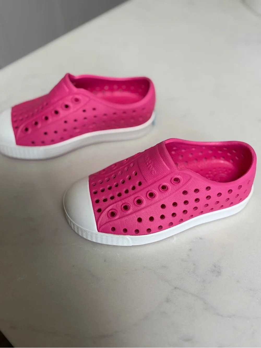 Native shoes  toddler girl size 7